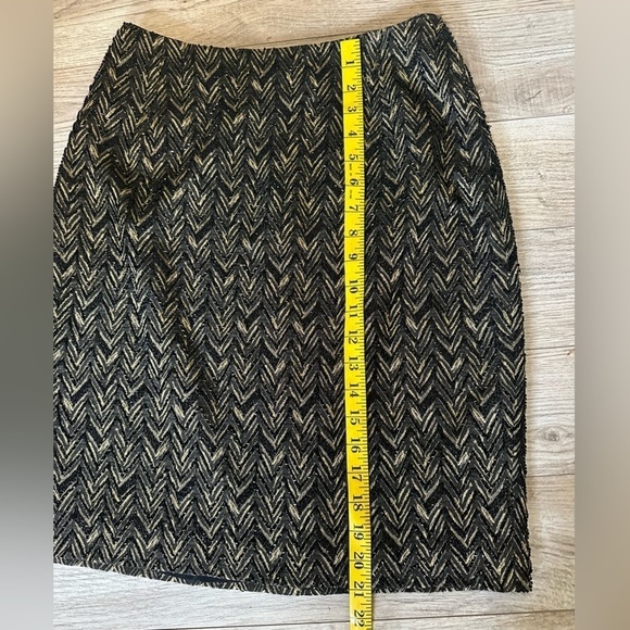 Carmen Marc Valvo Signature Beaded Tank Top and Skirt Set - Picture 14 of 16